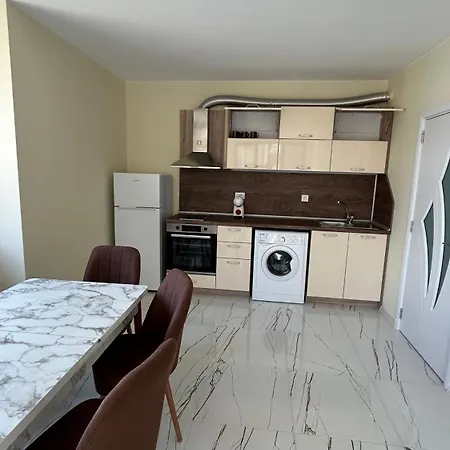 Zigrabay Lovely Appartments * פרימורסקו